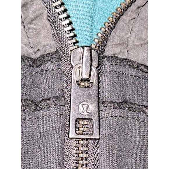 Lululemon Special Edition Black Tencel Scuba Hoodie Jacket *Missing Size Tag** - Picture 3 of 7